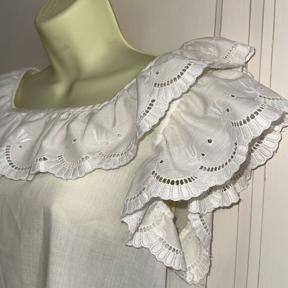 Vintage 60s/70s Judy Bond White Ruffled At Neck & Sleeves Eyelet Lace Blouse - Picture 4 of 8